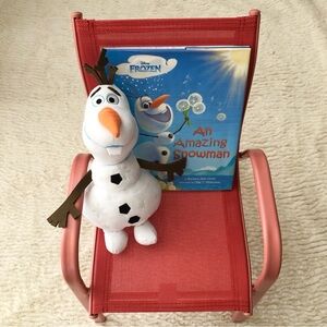 Olaf Plush Toy and An Amazing Snowman Book Set